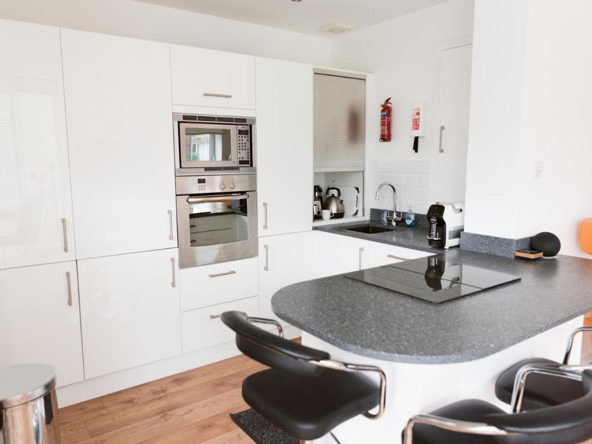 Pass The Keys Stylish 2Bed Rental Unit Glasgow Green Exteriör bild