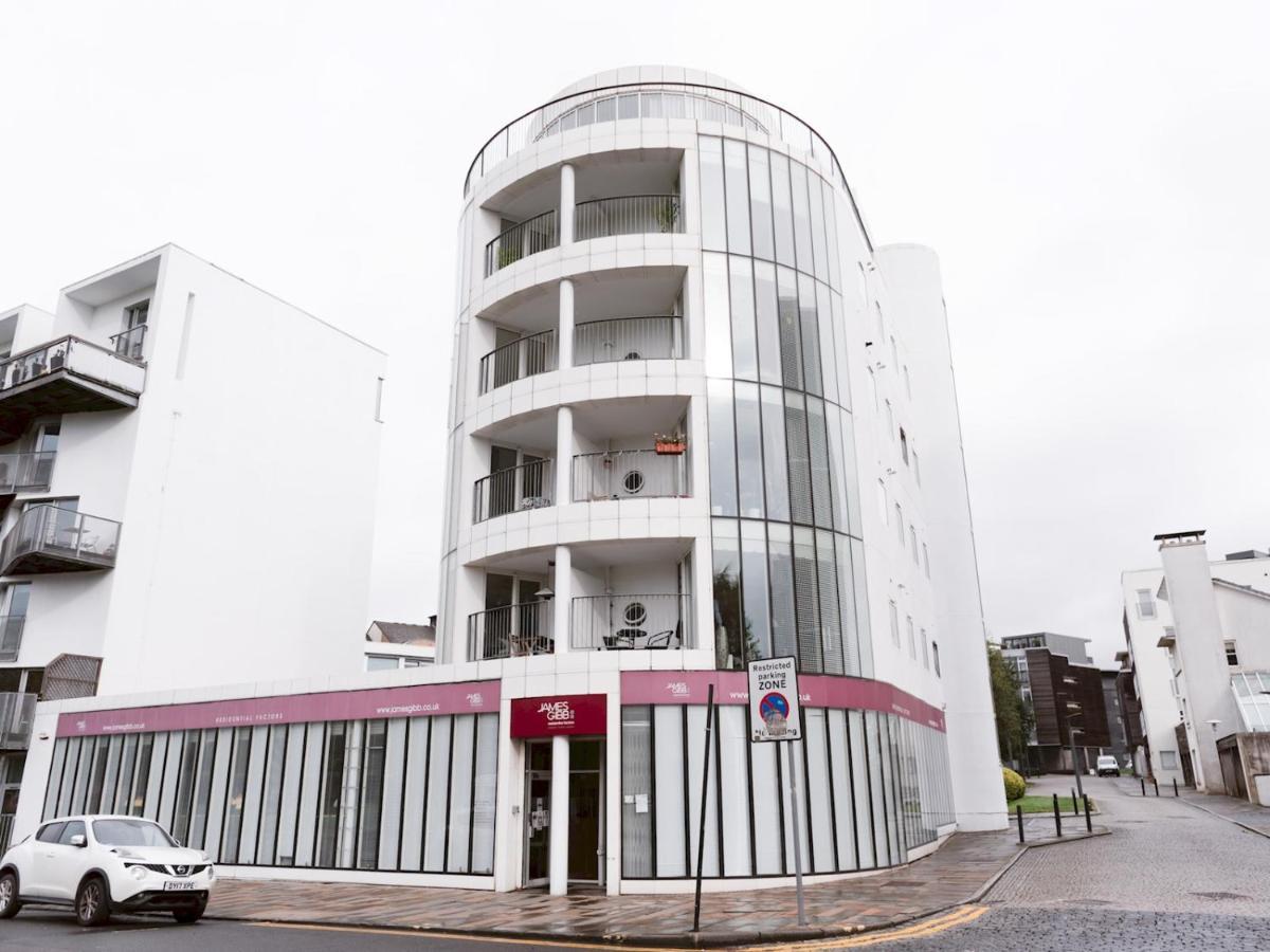 Pass The Keys Stylish 2Bed Rental Unit Glasgow Green Exteriör bild