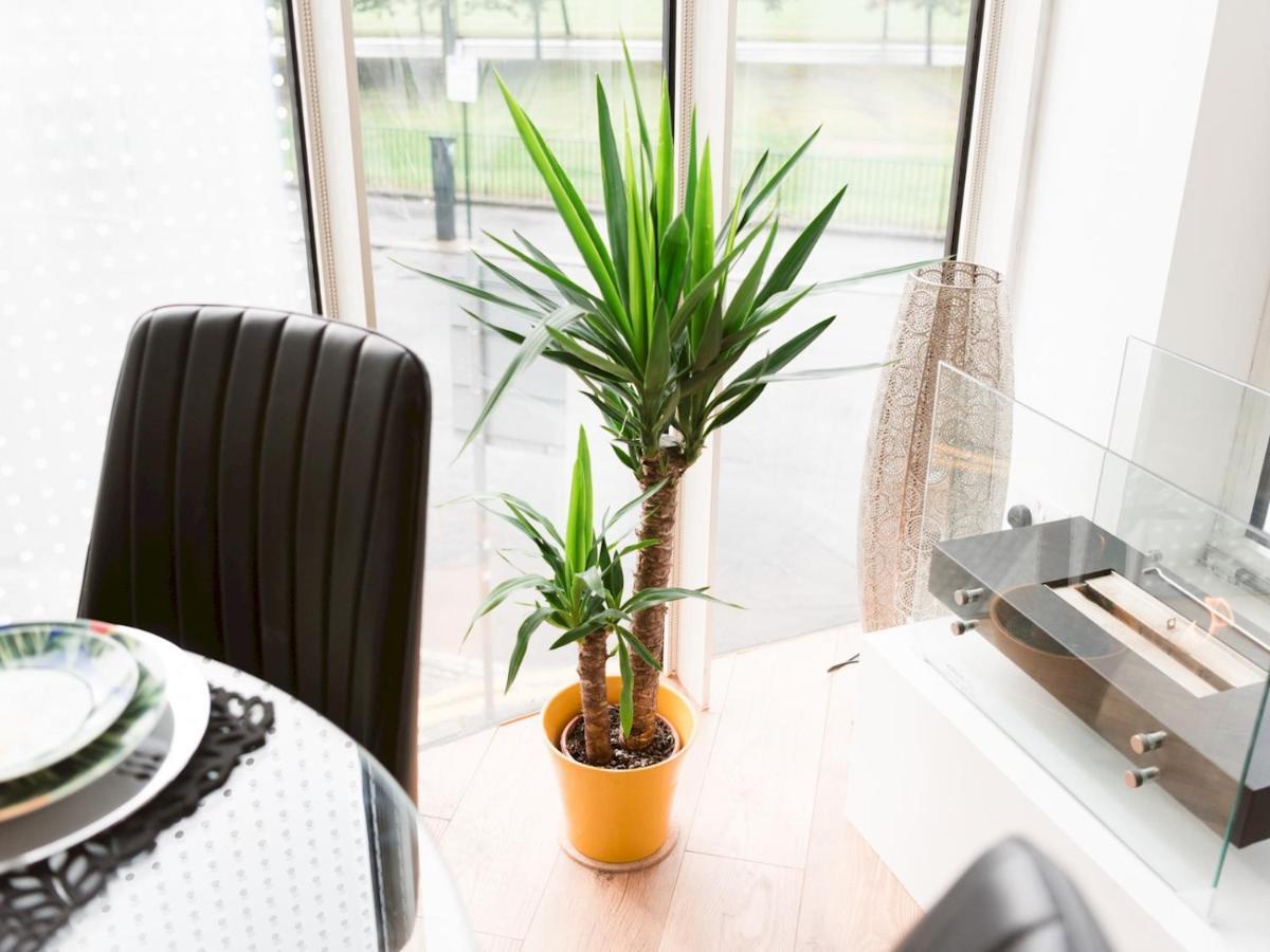 Pass The Keys Stylish 2Bed Rental Unit Glasgow Green Exteriör bild