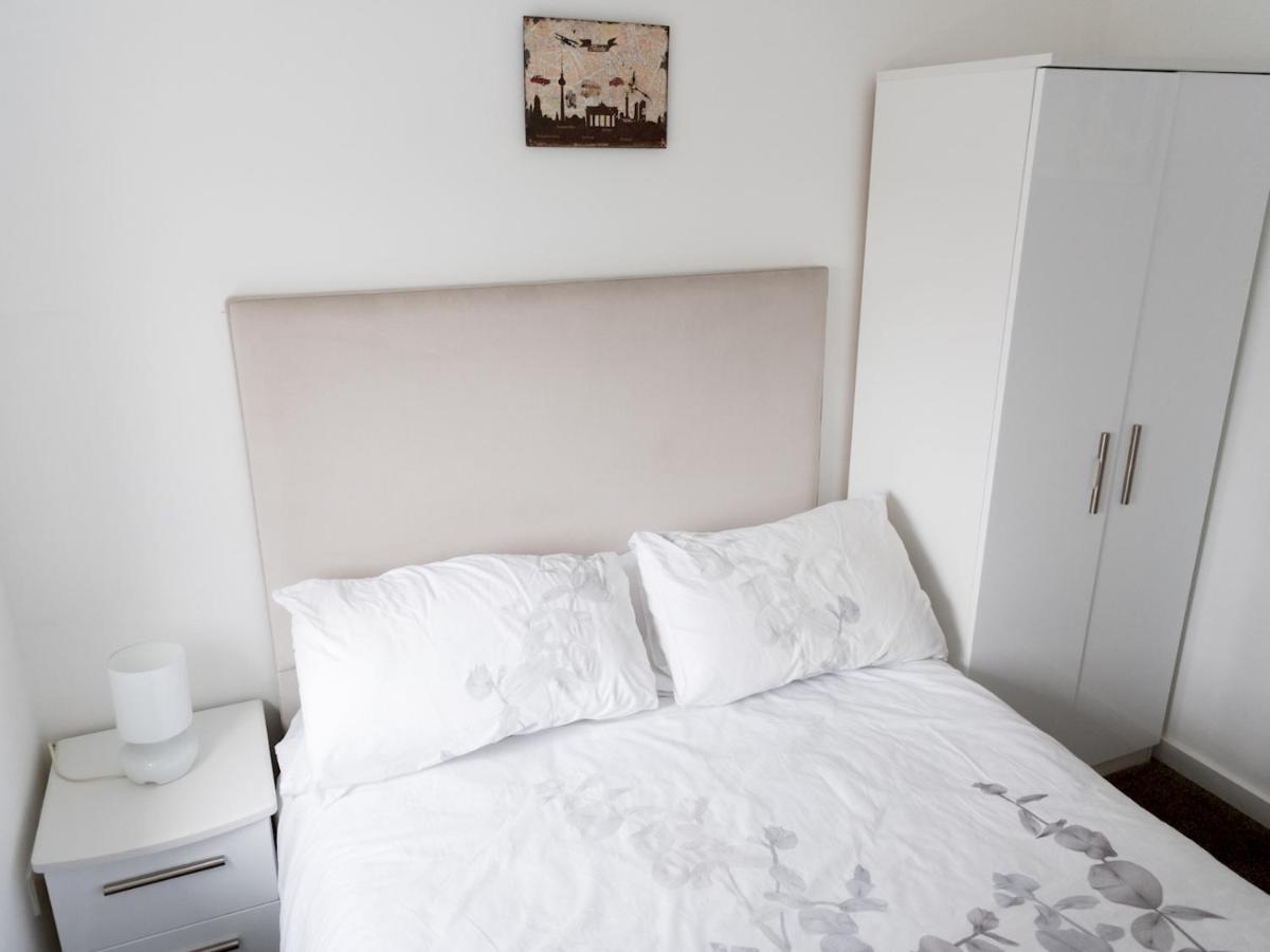 Pass The Keys Stylish 2Bed Rental Unit Glasgow Green Exteriör bild