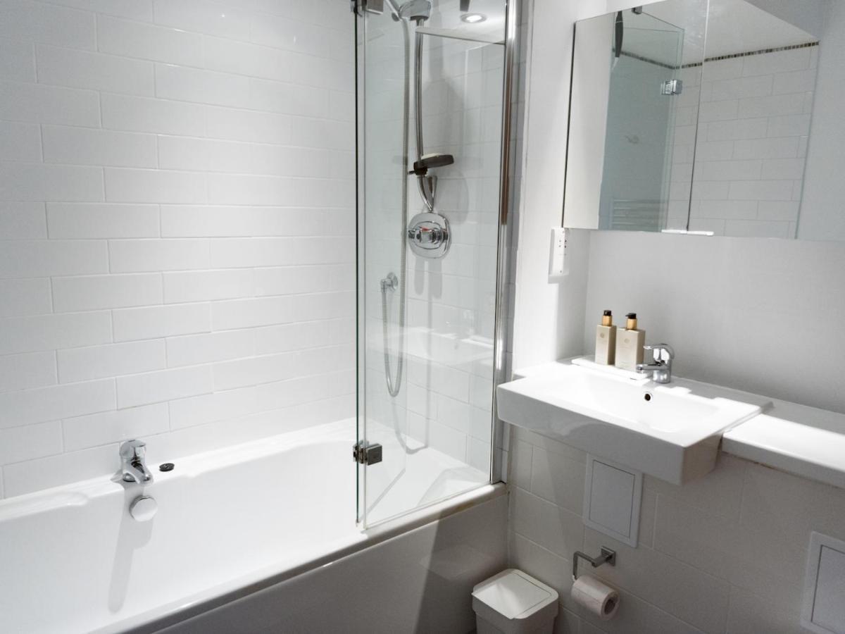 Pass The Keys Stylish 2Bed Rental Unit Glasgow Green Exteriör bild