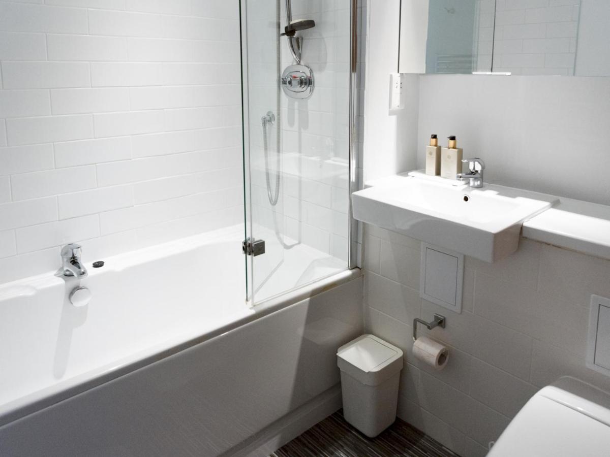 Pass The Keys Stylish 2Bed Rental Unit Glasgow Green Exteriör bild